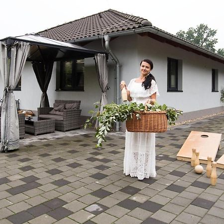 Apartmany A Wellness Vmal Skutec Luaran gambar