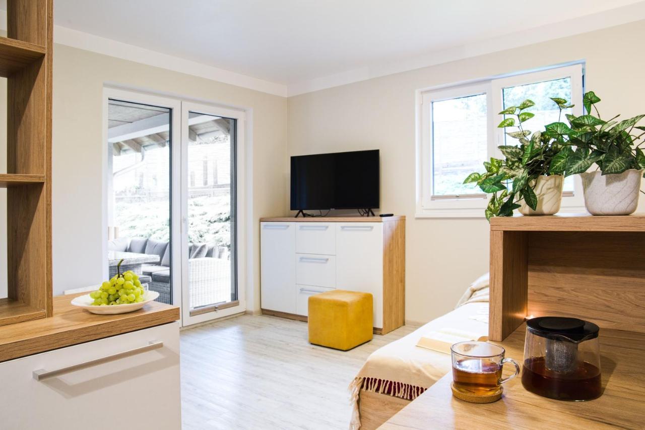 Apartmany A Wellness Vmal Skutec Luaran gambar