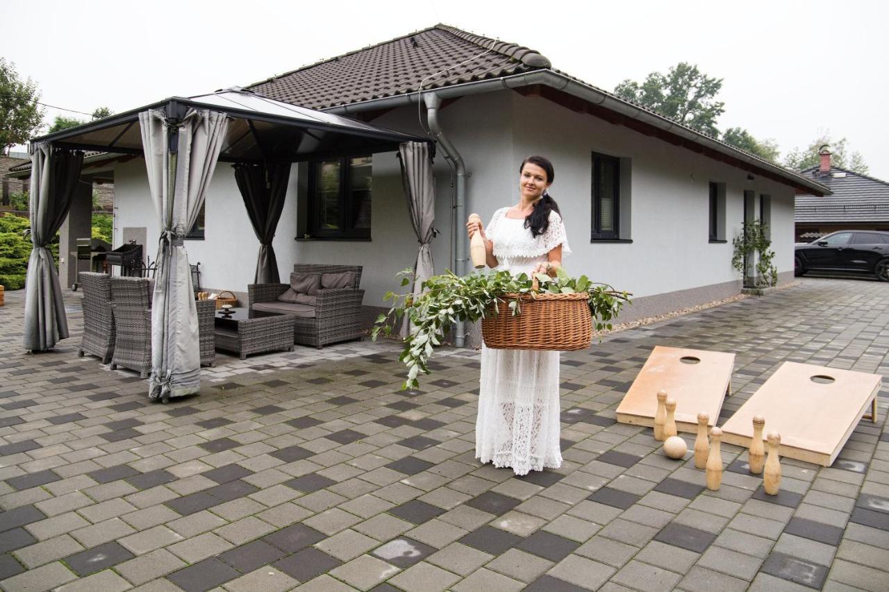 Apartmany A Wellness Vmal Skutec Luaran gambar
