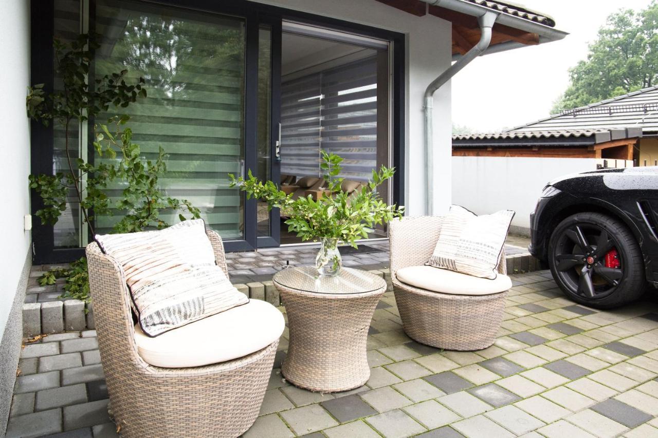 Apartmany A Wellness Vmal Skutec Luaran gambar